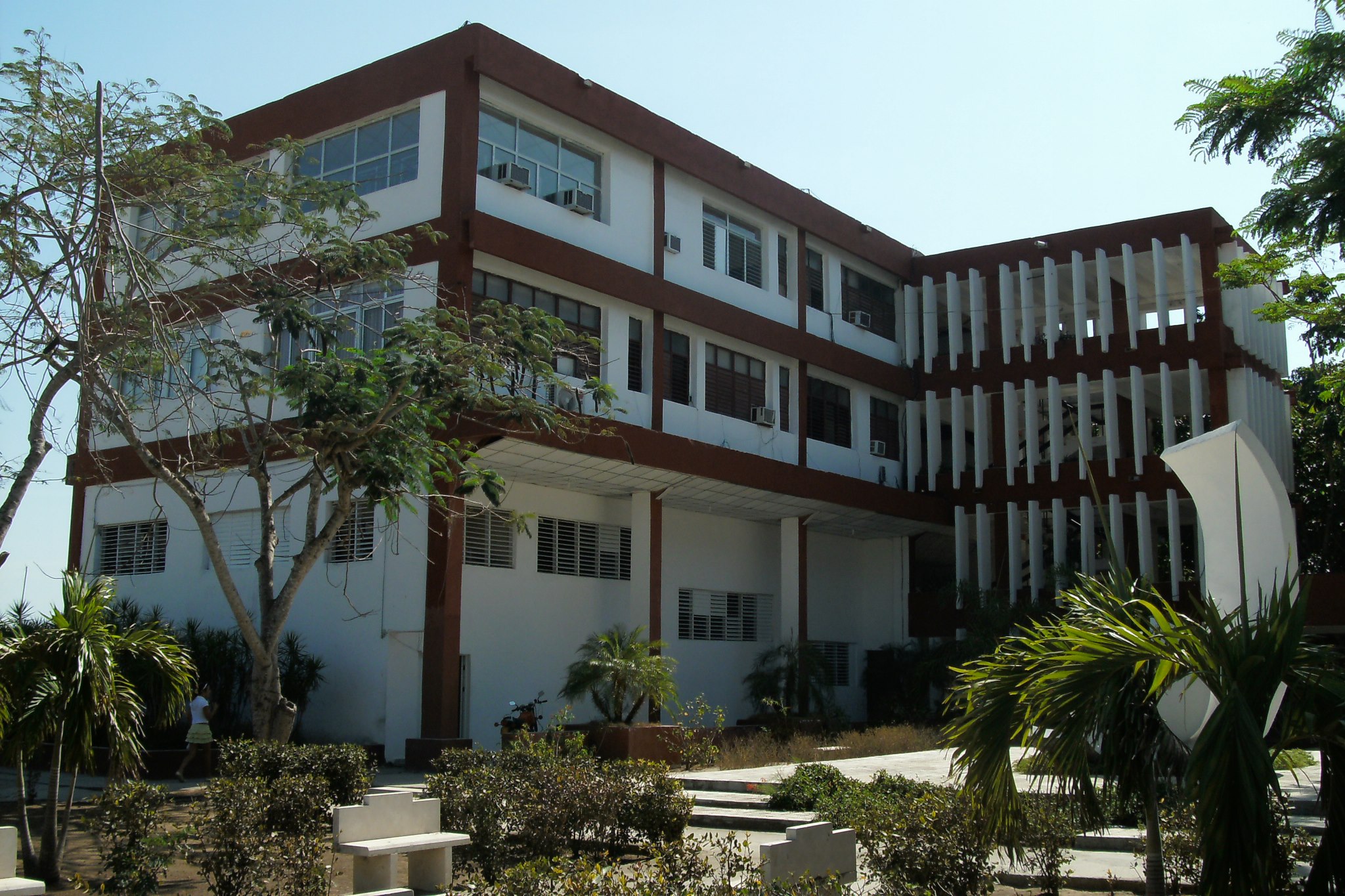 La Universidad de Las Tunas tiene convenios de trabajo para la gestión de gobierno basada en ciencia e innovación