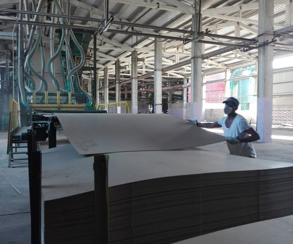 The factory has a plan of 415 cubic meters of 3 to 6 millimeter boards.