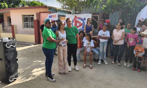Federación de Mujeres Cubanas en Las Tunas celebra su aniversario en las comunidades