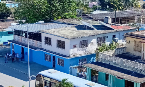 Correos Puerto Padre escribe capítulo inédito en transición energética