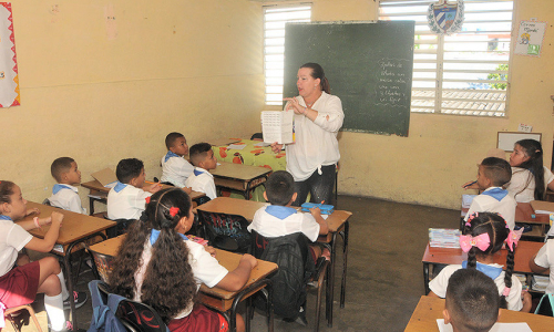 De la mano del maestro