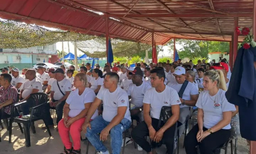 Un día de agasajo para los trabajadores petroleros y químicos