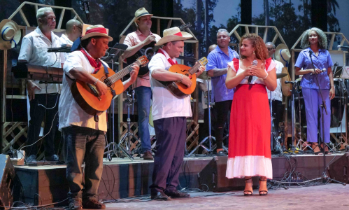 Con homenaje al bardo, se despidió Jornada Cucalambeana (+fotos)