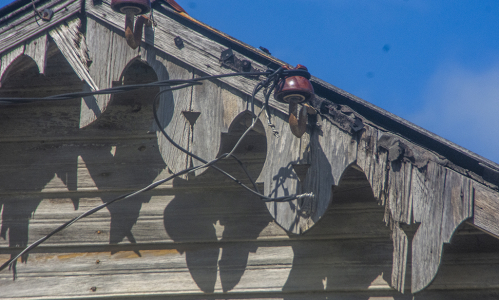 Batalla por la luz en Manatí: entre la emergencia diaria y el ingenio local