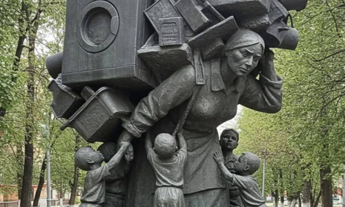 Eva y mil “maromas” para seguir cuerda