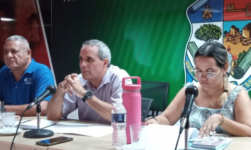Viceministro de Transporte realiza visita de trabajo a Las Tunas