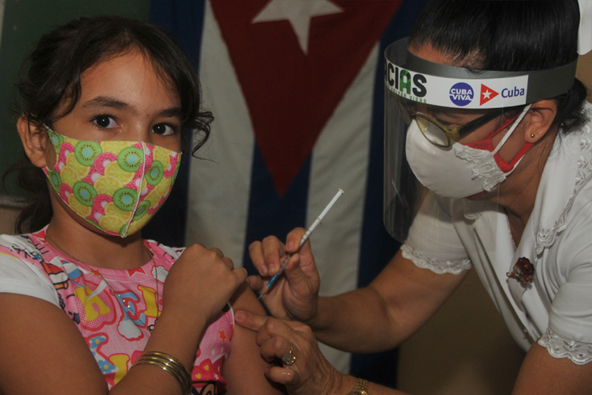 Children between 2 and 11 years of age began to receive their first dose of Soberana 02
