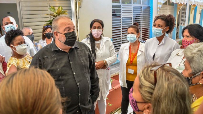 3012 Marrero centros salud habana6