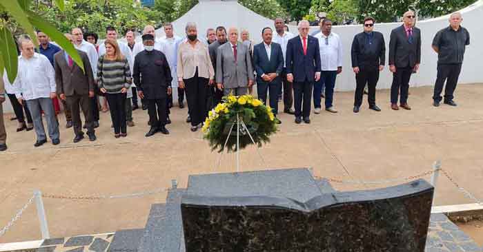 En el cementerio del Alto de las Cruces, tuvo lugar el acto de recordación al legendario combatiente cubano, quien murió hace 47 años, el 11 de diciembre de 1975.