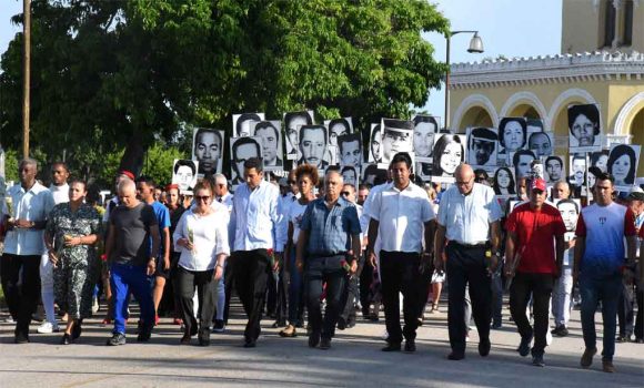 homenaje victimas barbados2 580x350