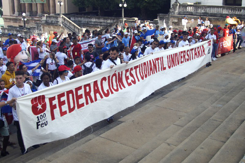 universitarios 3