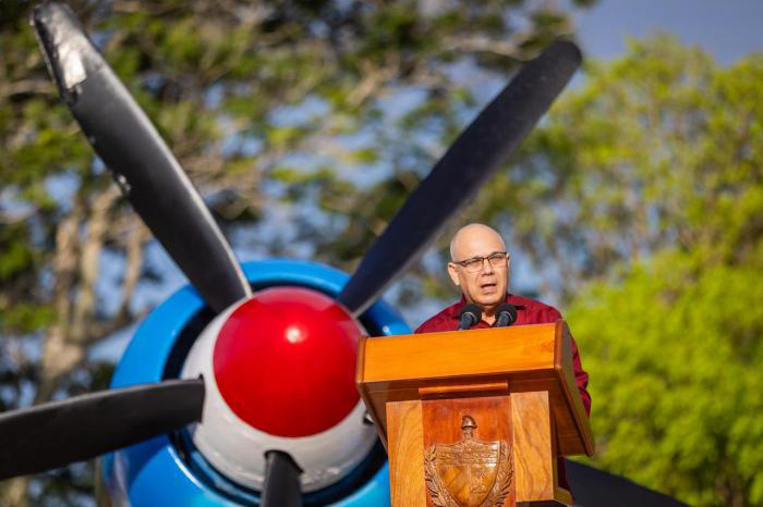 0 20 discurso roberto morales