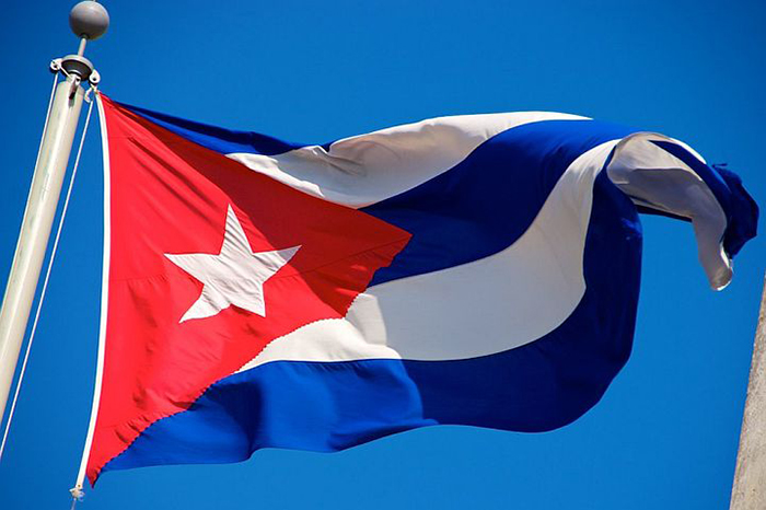 0 30 bandera cubana