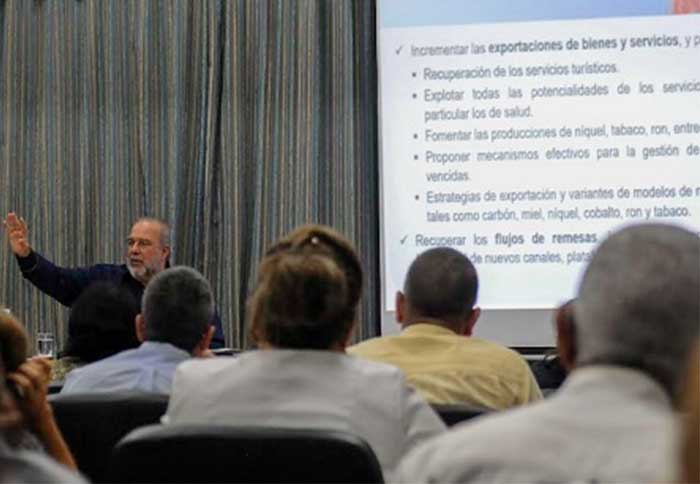 Marrero highlighted the responsibility of those who lead the implementation of government measures to boost the economy.