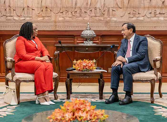 Cuban ambassador Milena Zaldívar visited the Deputy Prime Minister and Minister of Foreign Affairs and International Cooperation.