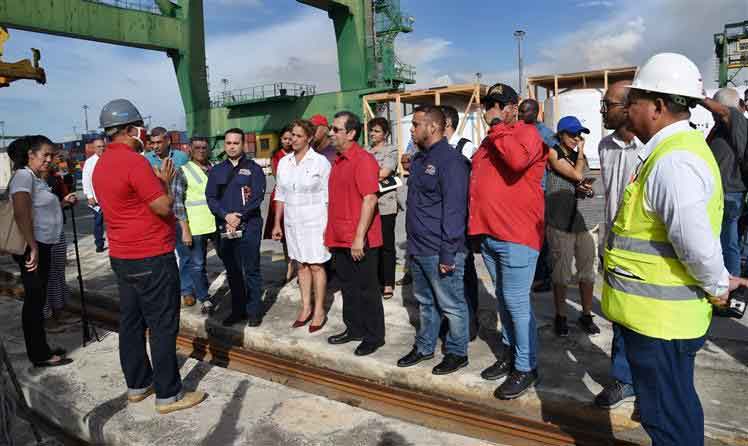 Share on whatsapp Share on telegram Share on email Ship from Venezuela arrives with donations for hurricane recovery