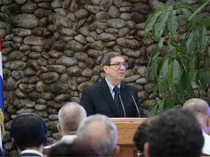The FM the presented the National Report on the effects of Washington’s economic blockade against Havana from March 2022 to February 2023.