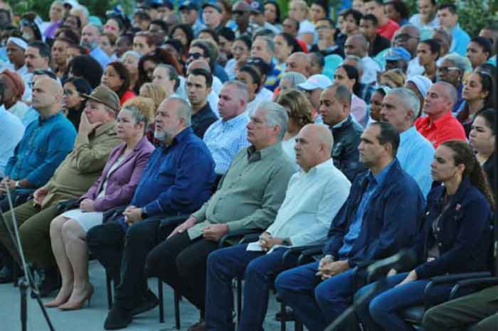 Acto de recordación y homenaje a víctimas del sabotaje.