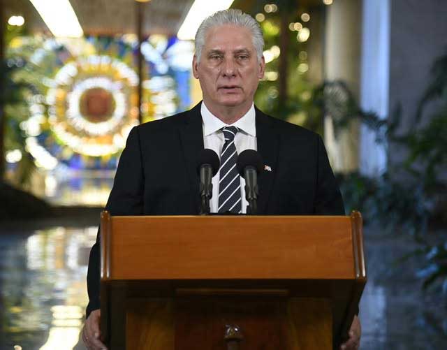El Presidente reconoció la resistencia del pueblo ante las adversidades.