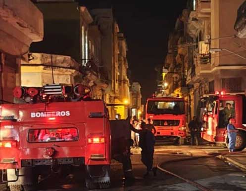 The Cuban Fire Brigade and members of the Rescue Department acted immediately to extinguish the fire