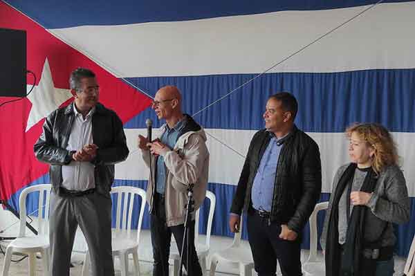 Condena al bloqueo a Cuba resalta en fiesta de l’Humanité