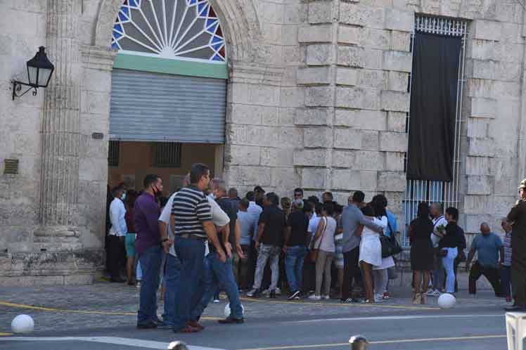 Comenzó tributo a fallecidos en incendio en Cuba