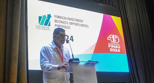 the Minister of Foreign Trade and Foreign Investment, Oscar Pérez-Oliva, presented the updated portfolio