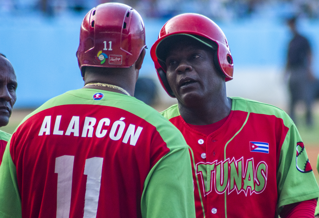 Danel Y Alarcon Las Tunas Campeon juego 4 final Vs industriales Serie62 2023 0007