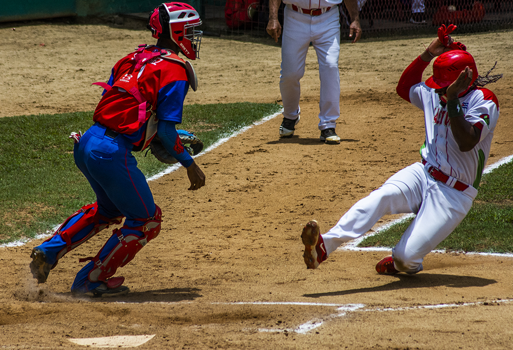 Las Tunas vs Granma semifinal serie 63 juego 3 2024 0021