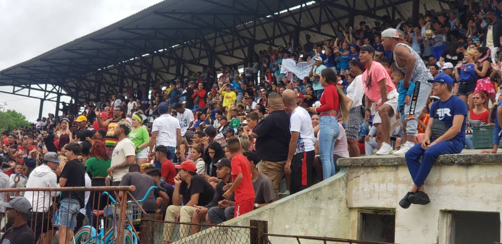 Público Fútbol Social Manatí 2024