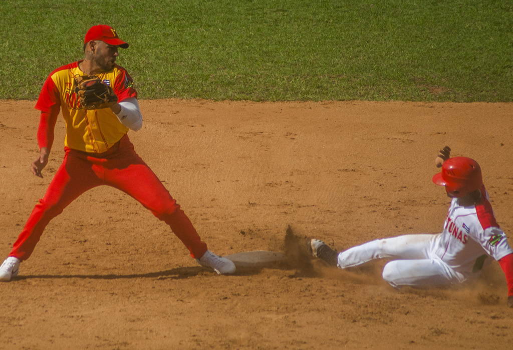 Yunieski Larduet Las Tunas Vs Matanzas beisbol 2022 0026