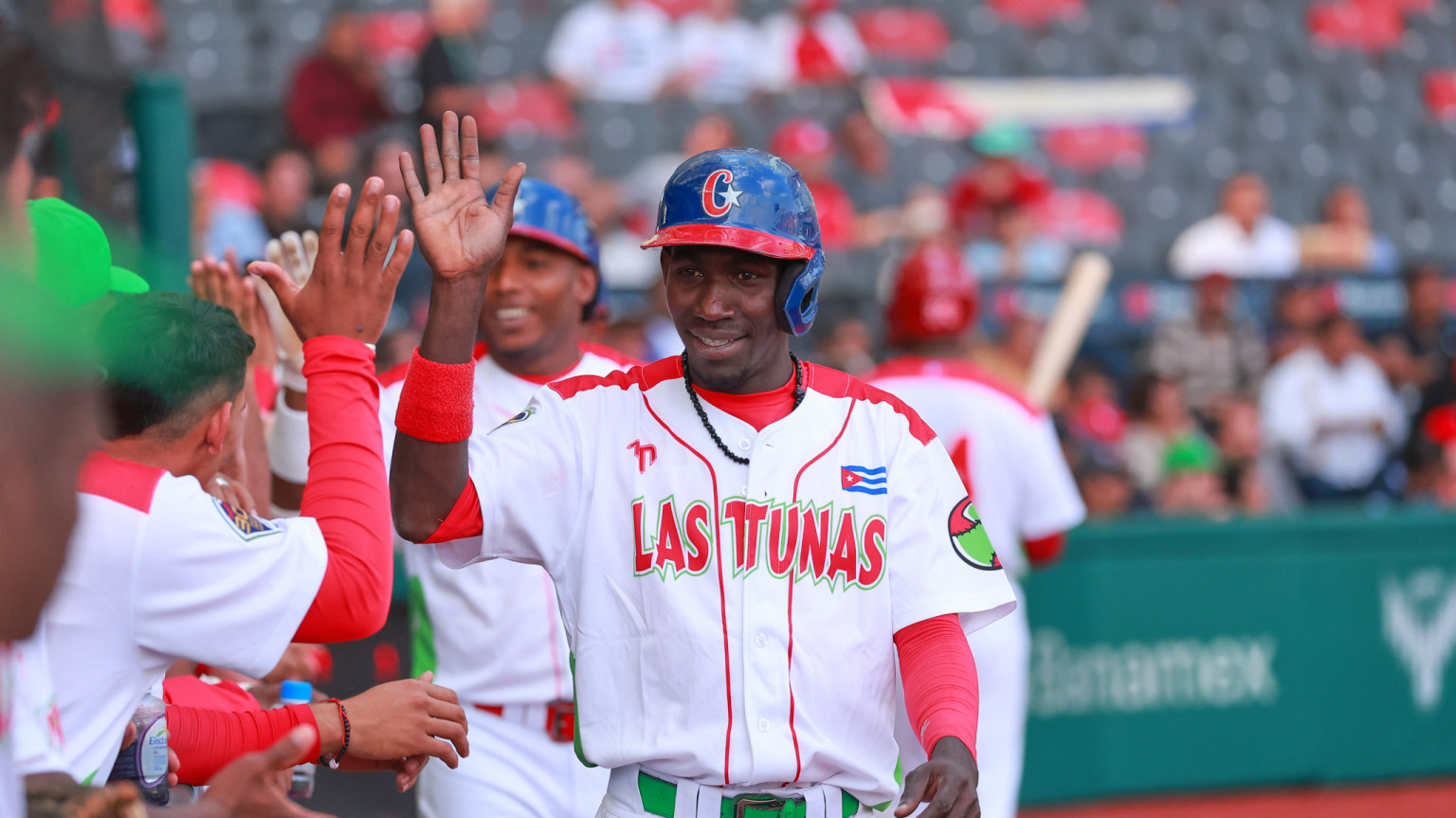 leñadores ganan 1er juego liga campeones foto MLB
