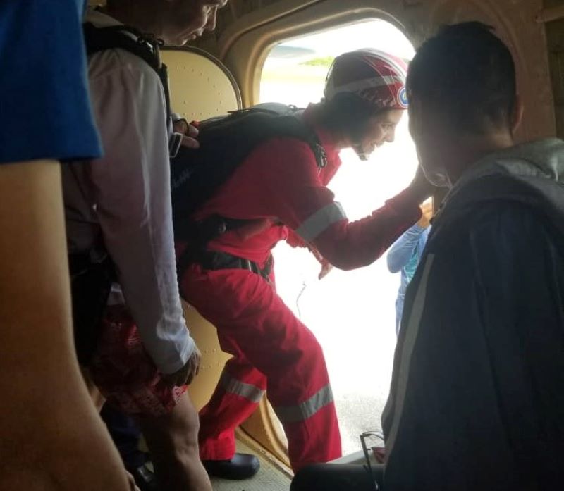 paracaidismo mujer