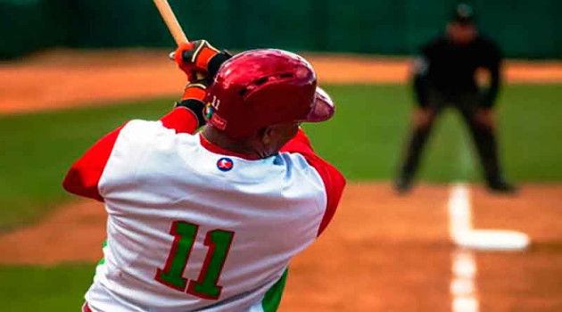 yosvani alarcon beisbol LasTunas foto3 