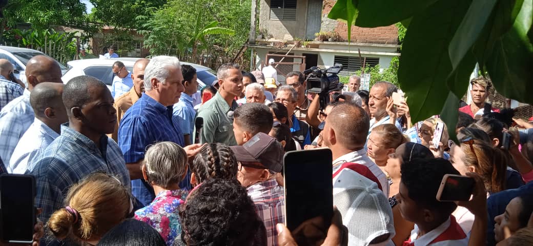 The President visited the Argentina Sur community.