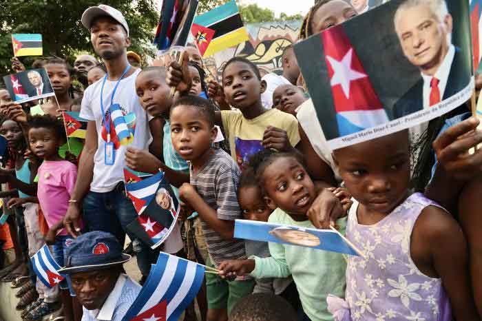 Signs of affection and gratitude of the Mozambican people towards Cuba.