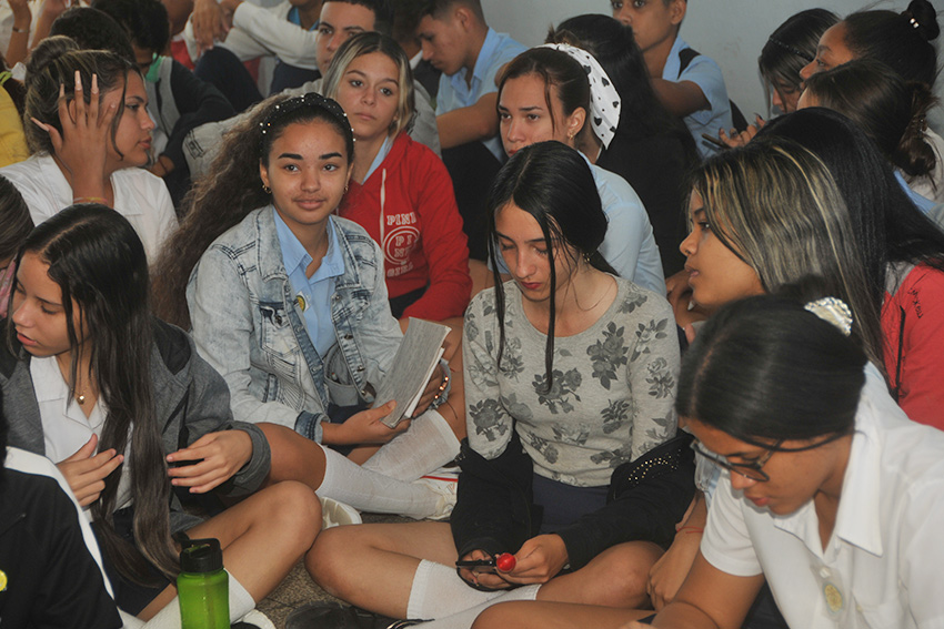Vocational training activity at the Luis Urquiza IPVCE