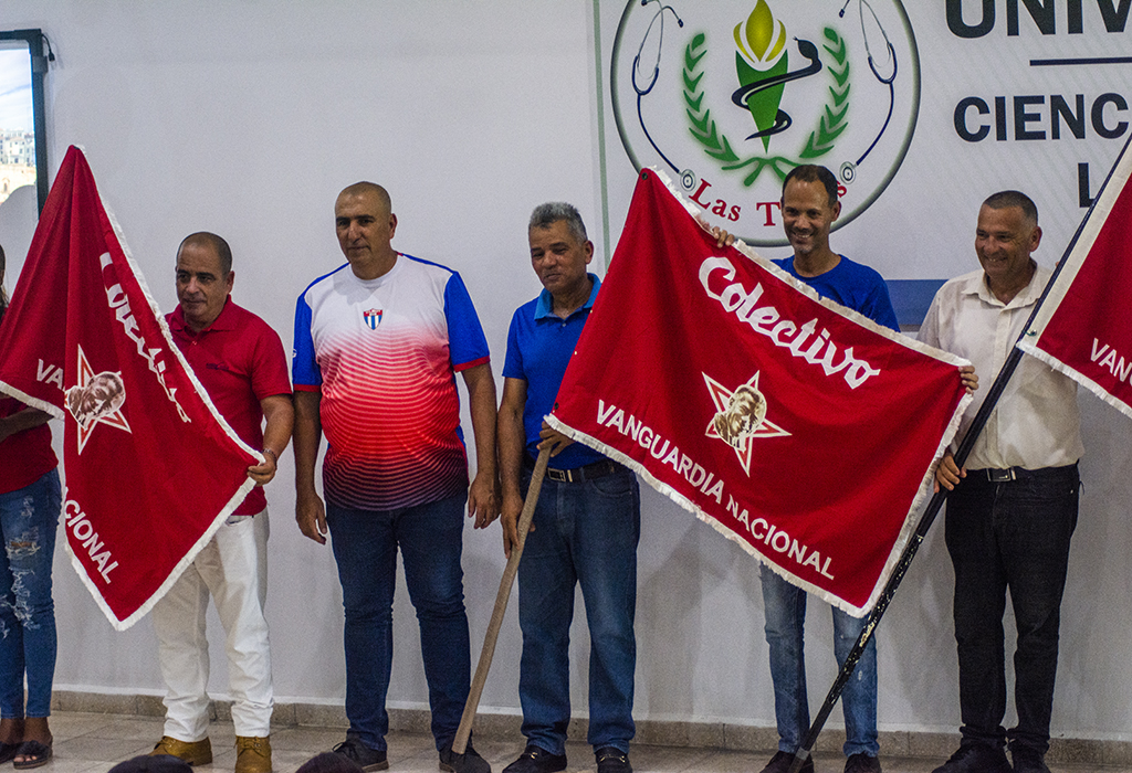 bandera vanguardia naciona etecsa radiocuba correos LasTunas 2026 0011