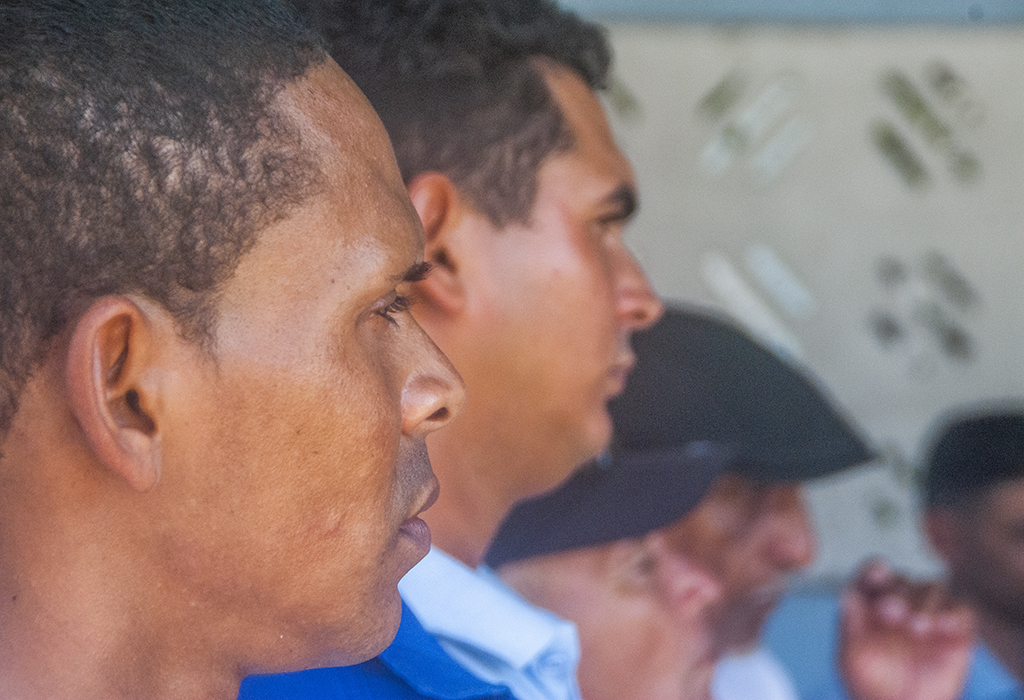 reciben brigada etecsa lastunas ayuda melkissa 0006