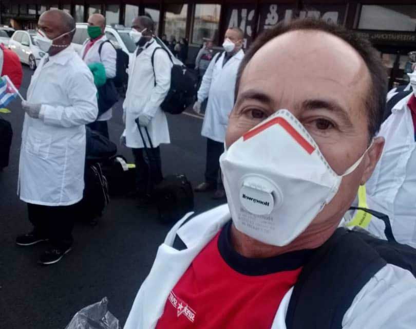 Intensive care nurse Eduardo Brito