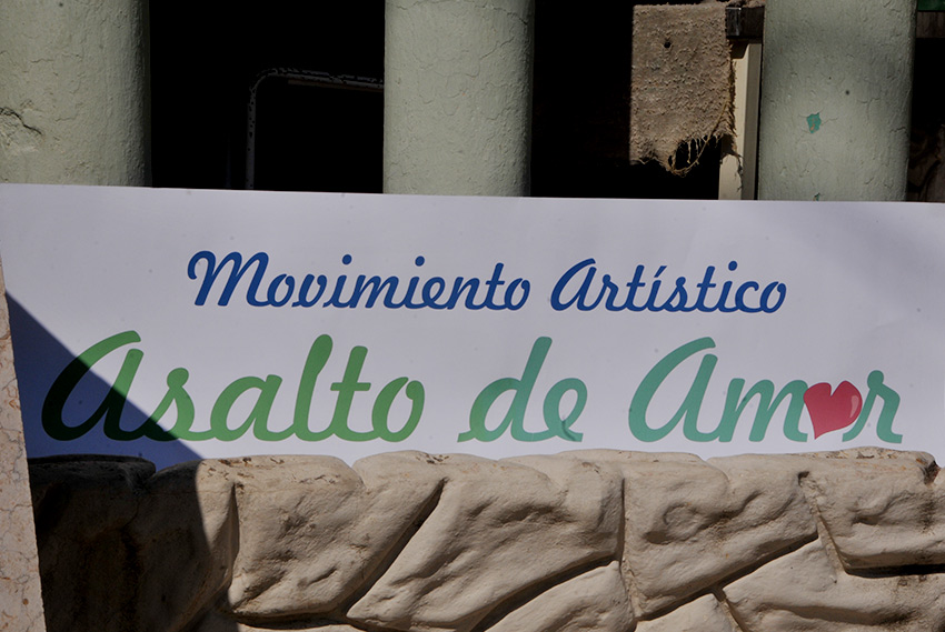 Asalto de Amor Artistic Movement donates means of protection to health personnel 