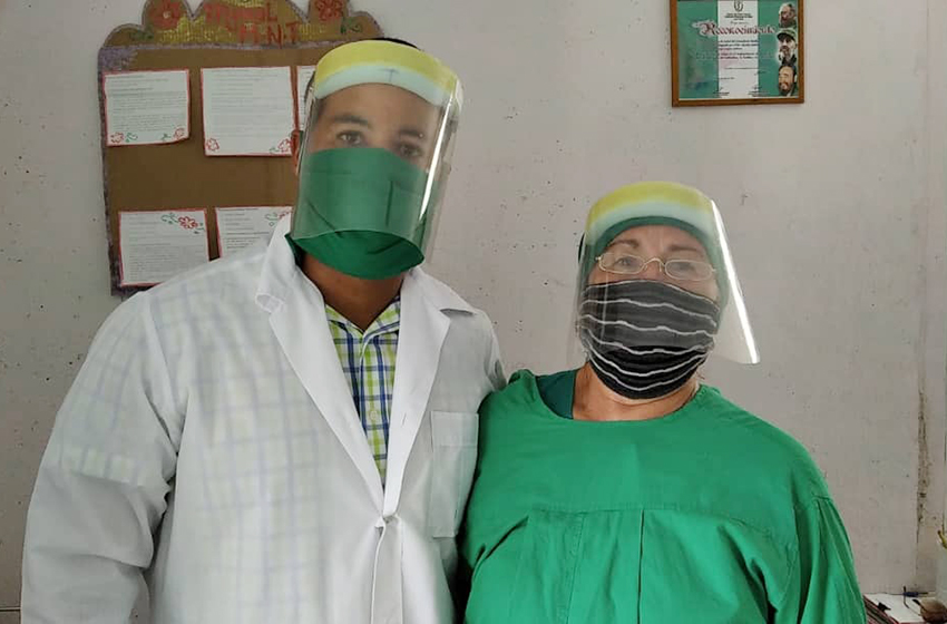 doctor enfermera SanManuel