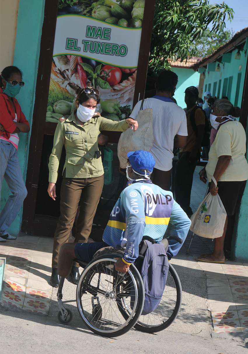 Combatants of the Ministry of the Interior in Las Tunas in times of COVID-19