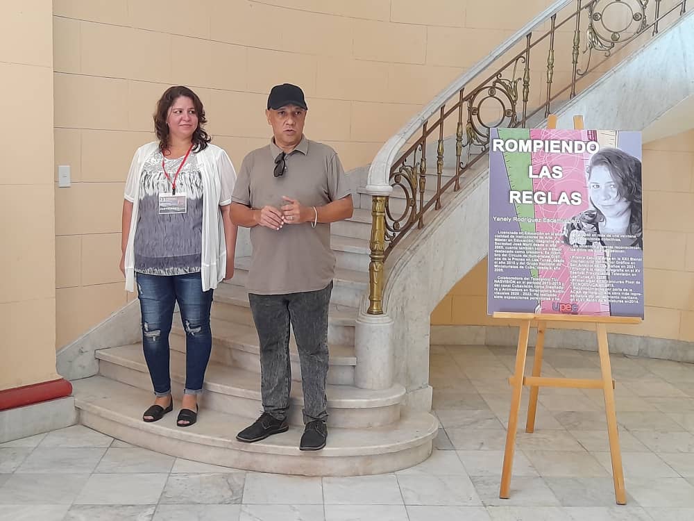 Cultura Yanely Rodríguez Escamuchero Upec Nacional Bienal Internacional del Humor San Antonio de los Baños 4