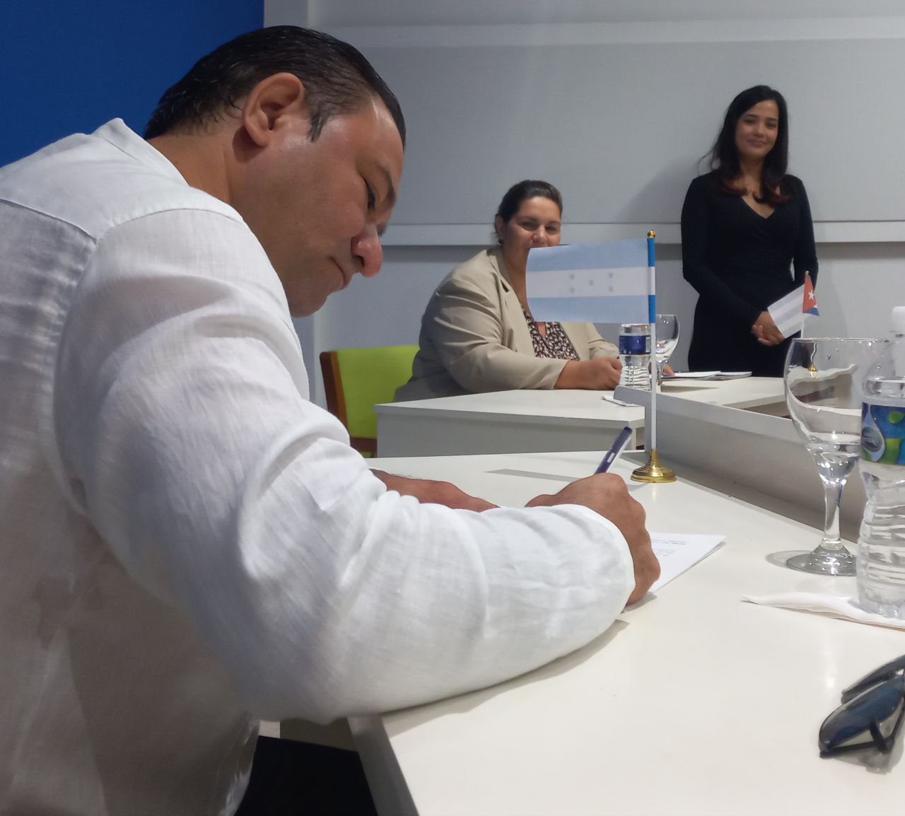Las Tunas strengthens cultural ties abroad.