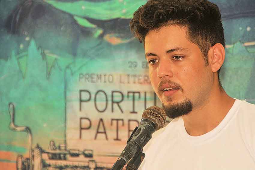 Próximamente, Premio Literario Portus Patris
