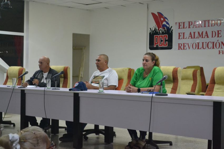 encuentro con combatientes 1