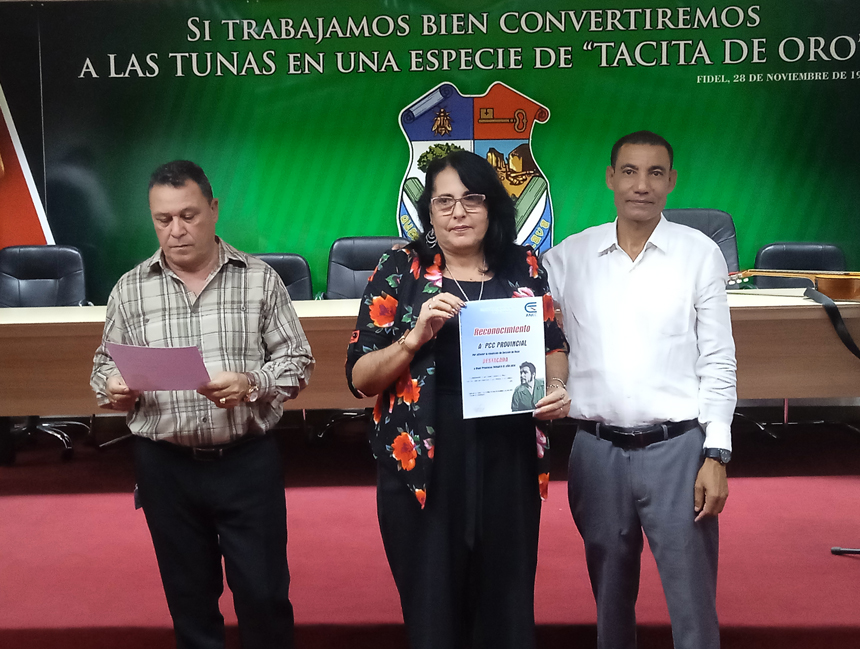 doa economista las tunas1
