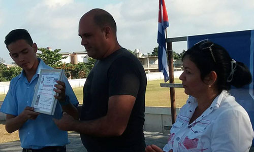 distincion feem