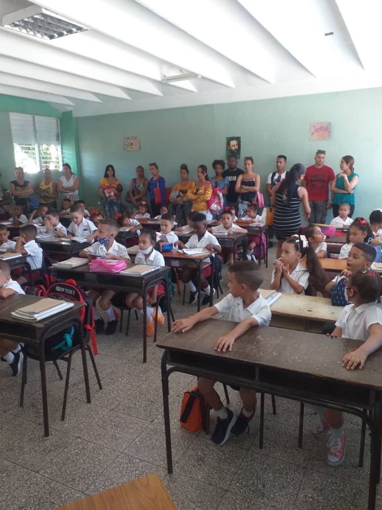 Lian Rafael began the first grade.